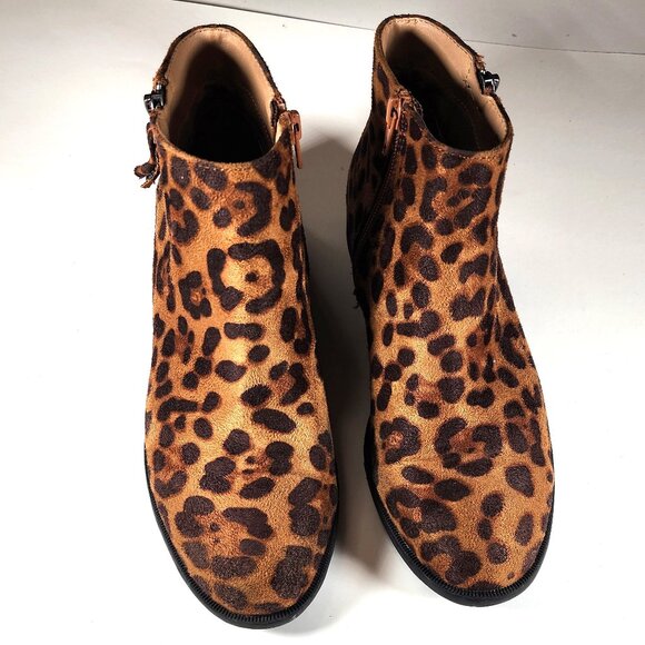 Time & True Women's Short Boots Leopard Design Like New Condition Size 7 1/2 - Picture 2 of 7